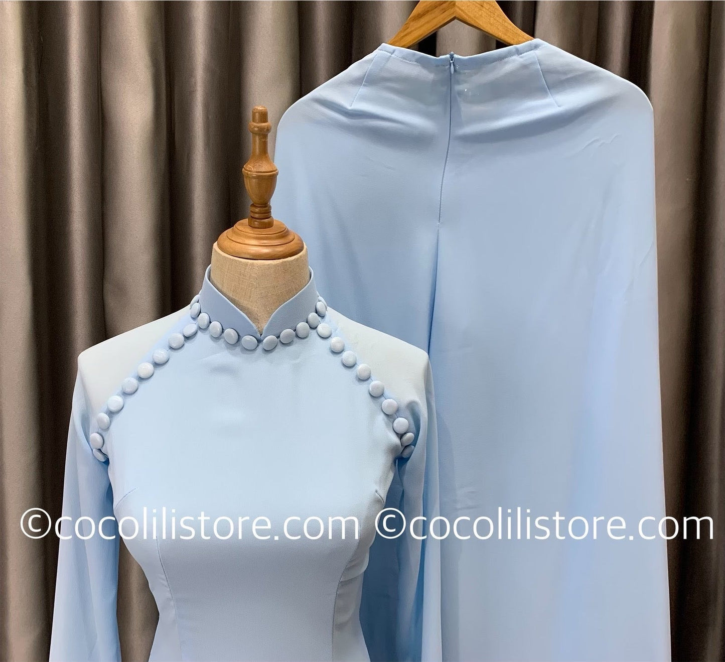 C22 Áo + quần - Áo dài chiffon 4 tà màu XANH DA TRỜI đính cúc bọc