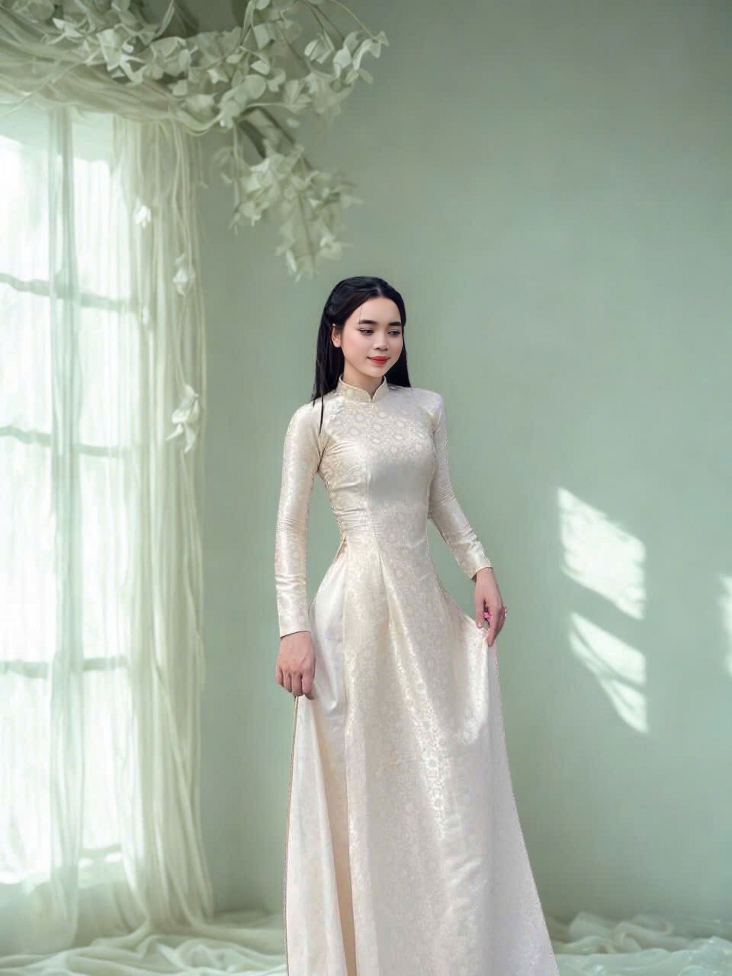 T114 -Áo dài Lụa hoa trà màu be