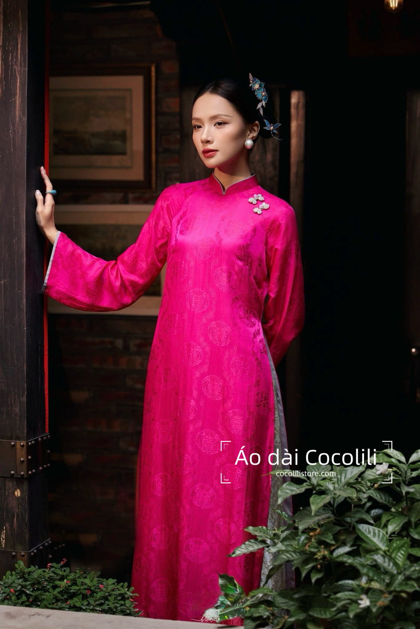 Áo dài nữ có sẵn