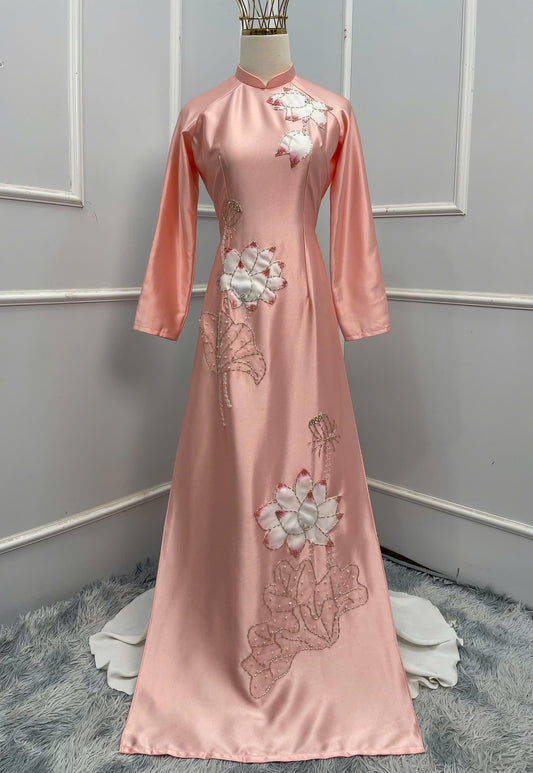 H106 -Áo dài Lụa ruby hồng đính kết sen