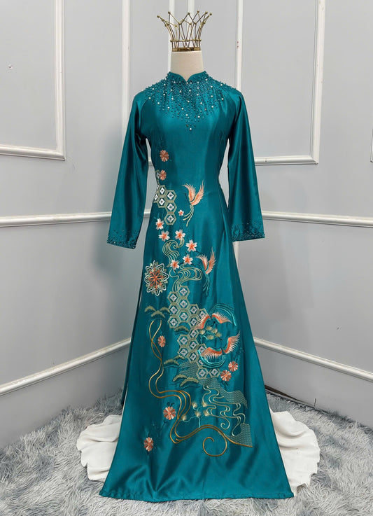 H107 - Áo dài Lụa ruby xanh lý đính kết cao cấp