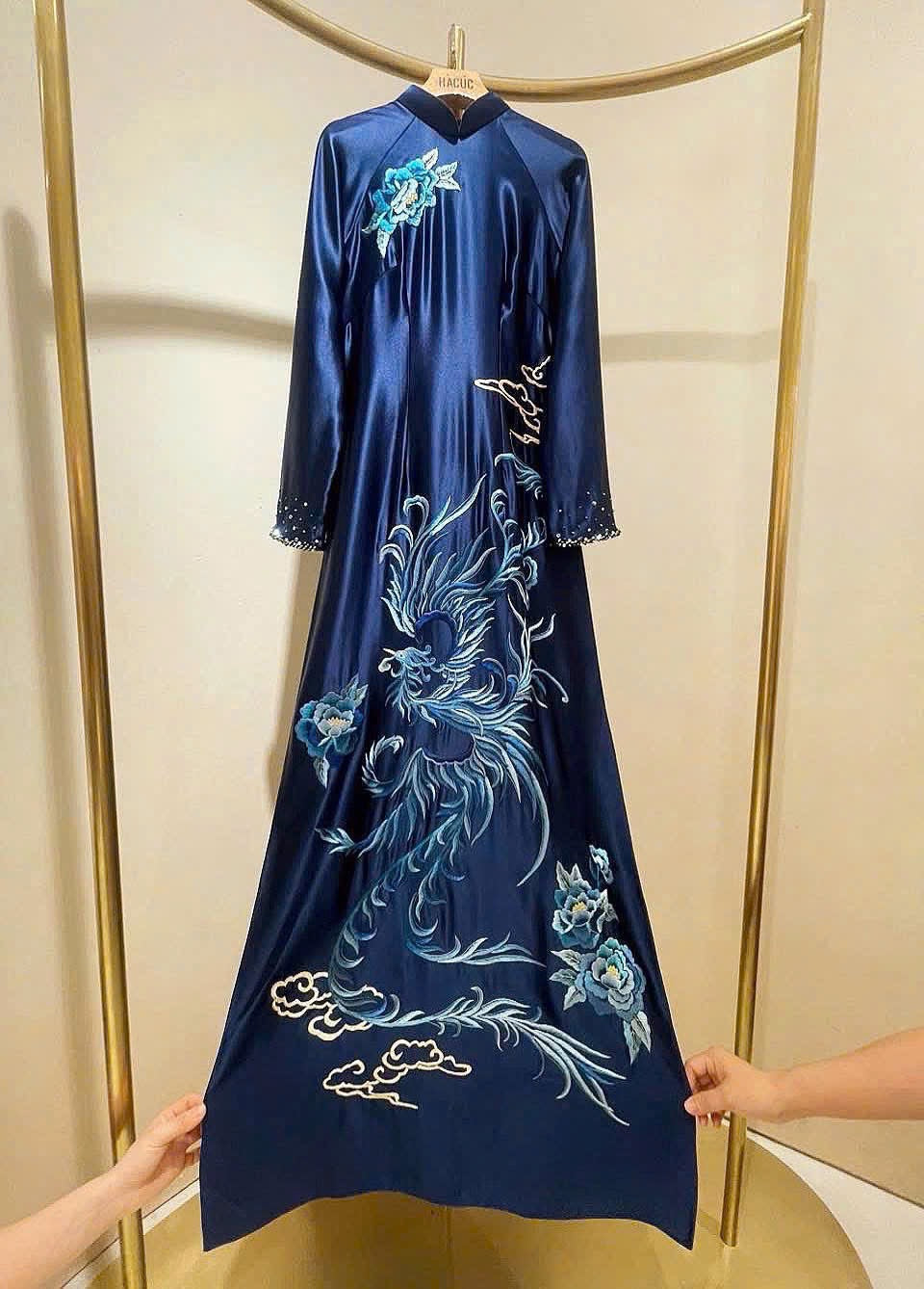 S255 2143 only áo - Áo dài lụa ruby thêu cao cấp đính pha lê màu xanh than