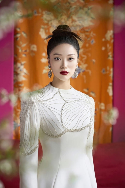 S188 Only áo - Áo dài thiết kế Chiffon Trắng đính pha lê