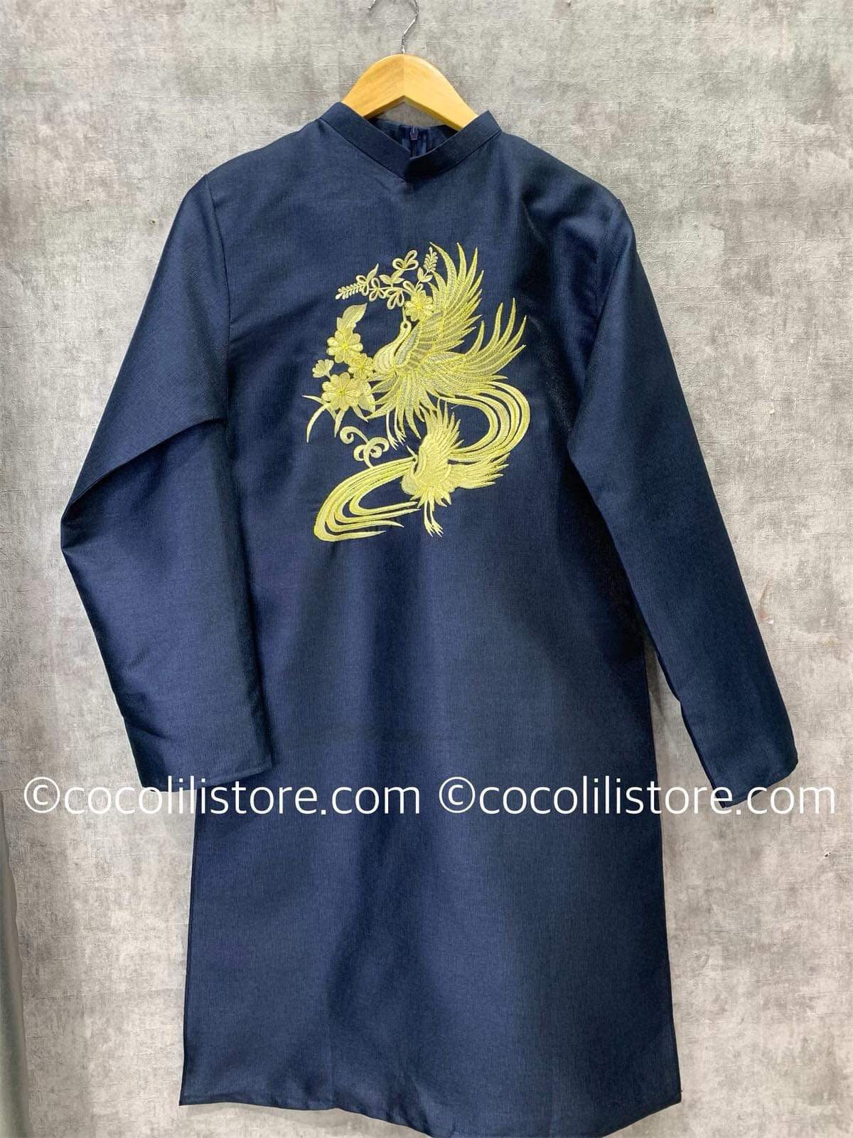 B91 only áo - Áo dài nam thêu phượng hoàng