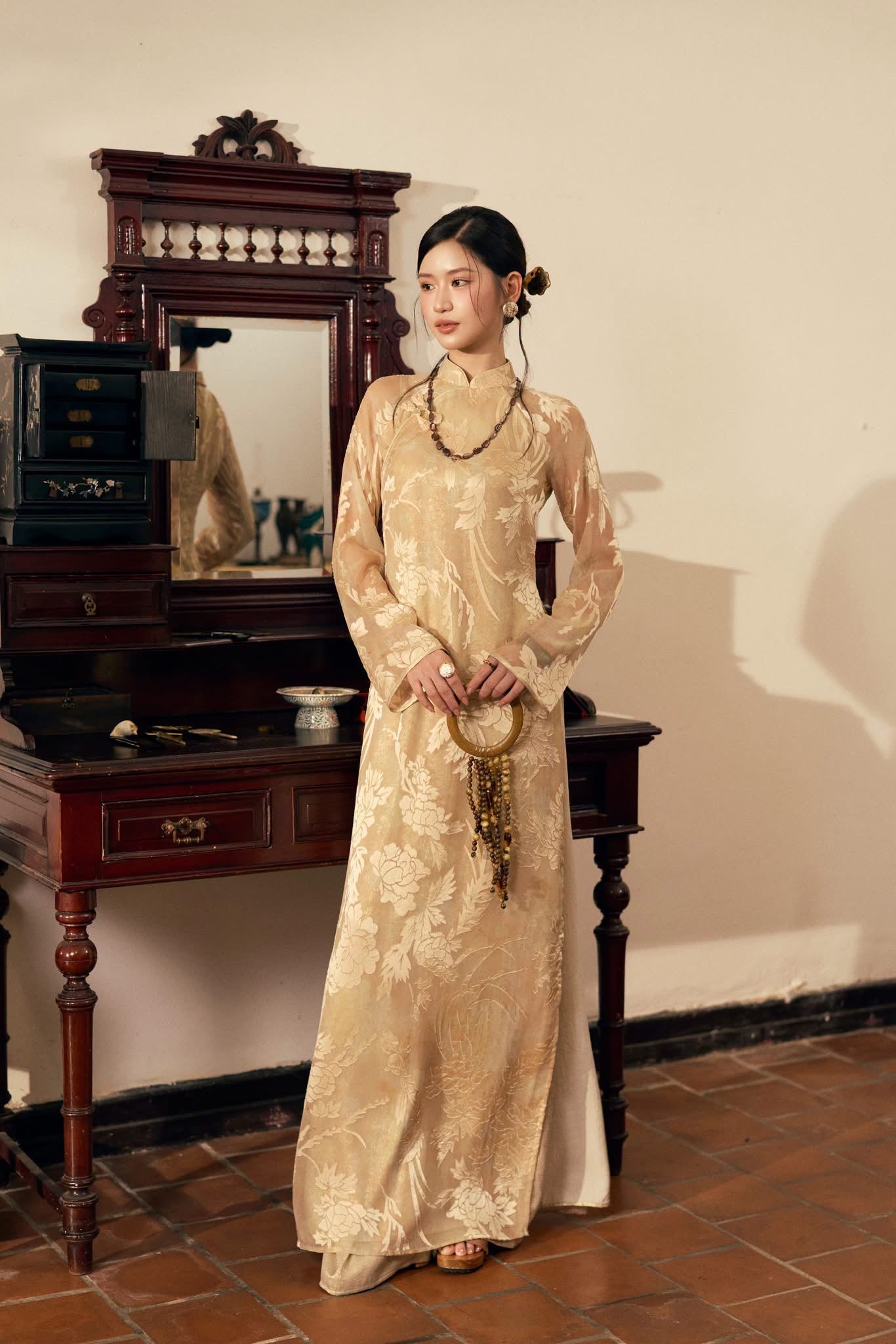 K377 6442 Áo only no pants - Áo dài dáng suông 4 tà tơ hoa cao cấp