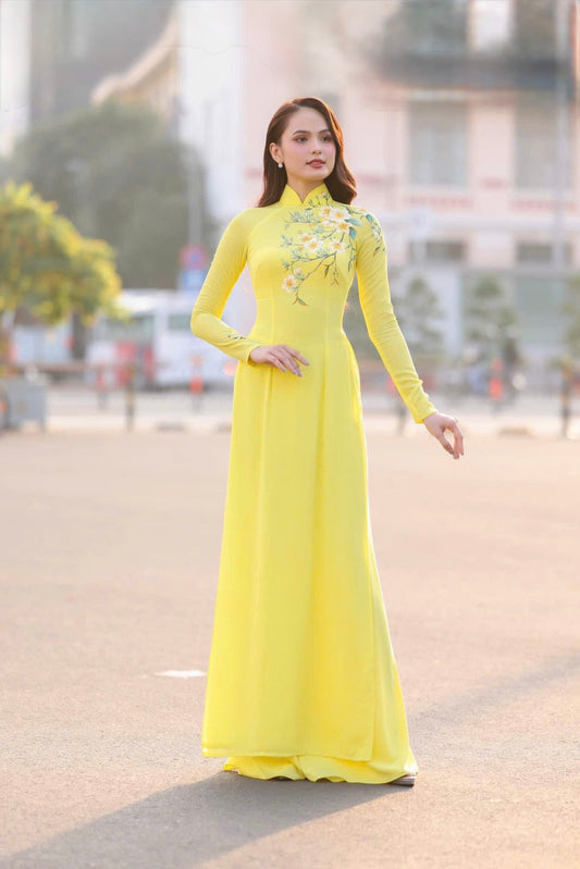 C103 Áo only no pants - Áo dài truyền thống chiết eo chiffon 4 tà vàng thêu