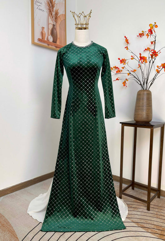 H473 1905 Only áo - Áo dài Nhung nhũ caro đính cổ pha lê màu xanh rêu