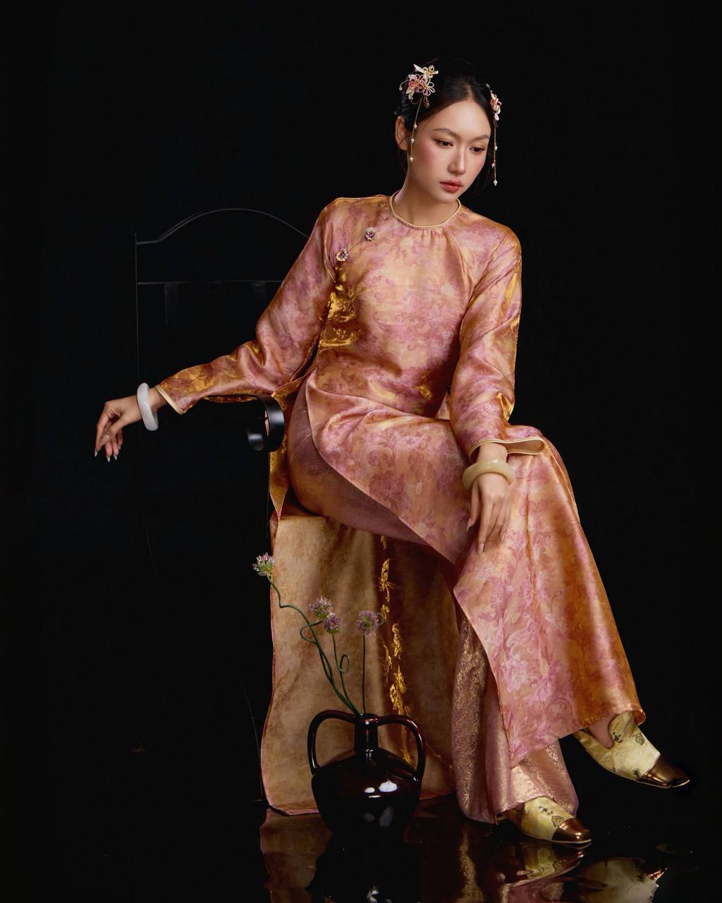 K181 Áo + quần nhũ paris - Áo dài dáng suông tơ in hồng