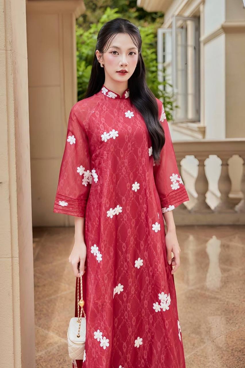 K219 Áo only no pants - Áo dài dáng suông tơ 4 tà thêu hoa