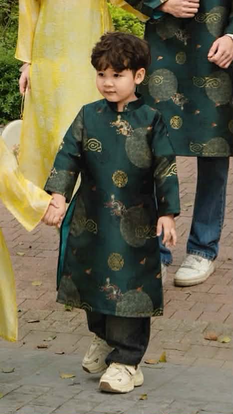 BT65 1951 Áo only - Áo dài bé trai gấm màu xanh lá cây
