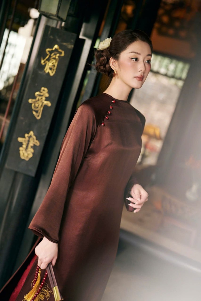 HD175 5203 Áo only no pants - Áo dài dáng suông 2 tà lụa nha xá trơn