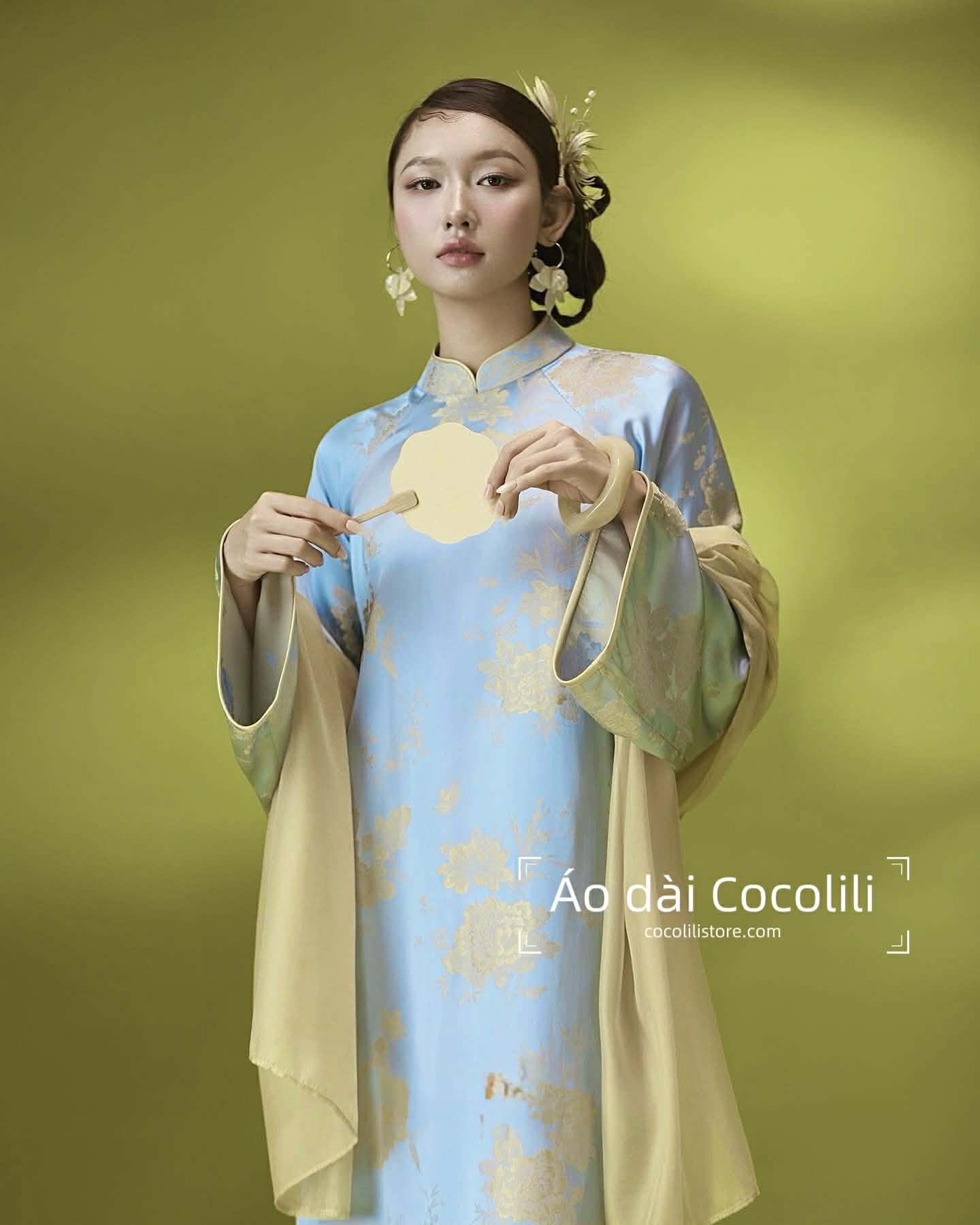 H653 Áo only no pants - Áo dài dáng suông 2 tà lụa gấm màu xanh blue