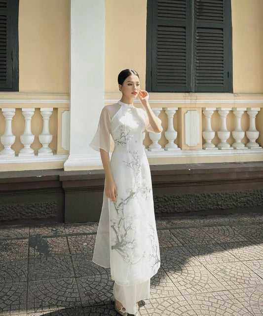T452 only áo - Áo dài cách tân organza 4 tà màu trắng đính hoa nổi
