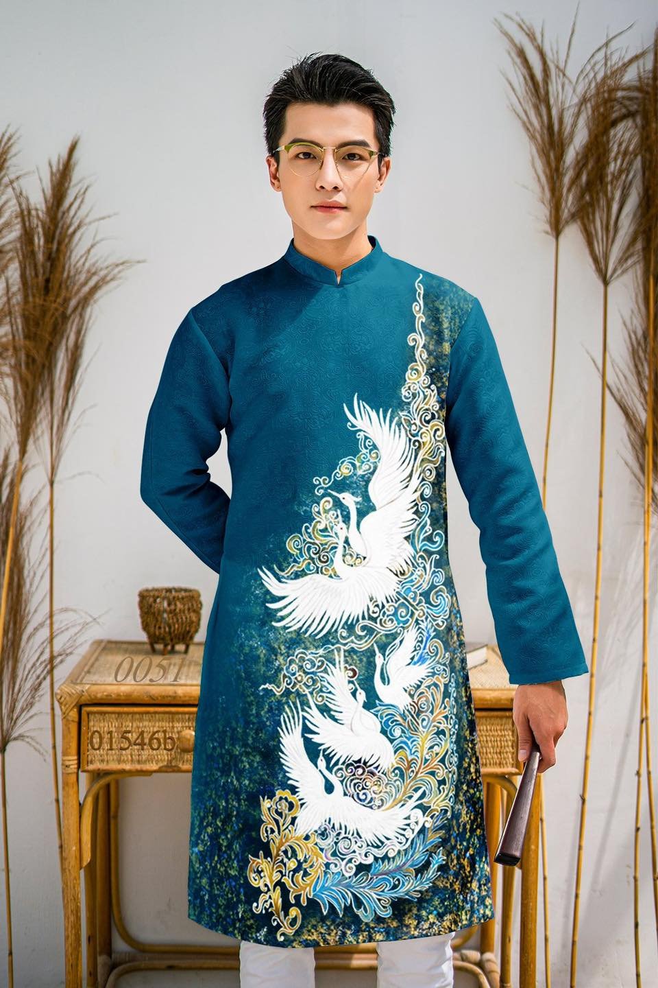 B35 4125 only áo - Áo dài nam tuyết mưa in 3D hạc trắng