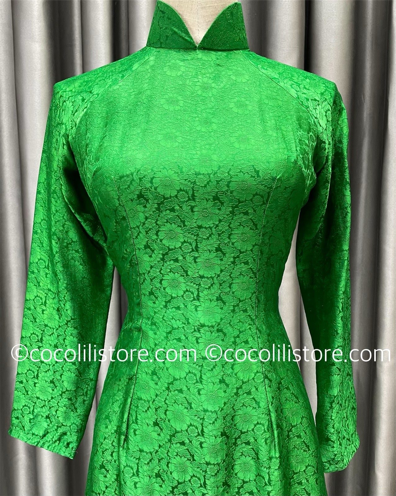 HD06 2133 Only áo- Áo dài lụa nha xá tơ tằm Hà Đông cao cấp màu xanh lá