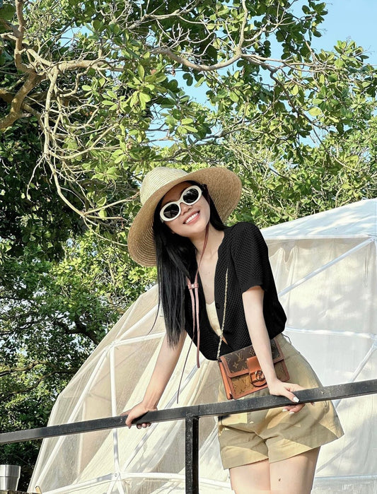 Set09 - Set áo cardigan đen + bra + quần đùi freesize <53kg