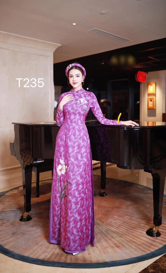 T235 - Áo dài Gấm tím (ATR) thêu