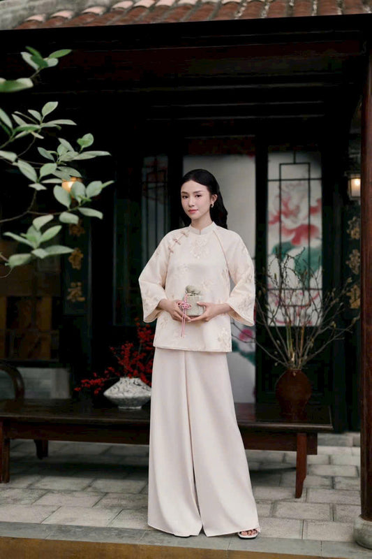 M237 - Áo + quần Set pháp phục kem Hương