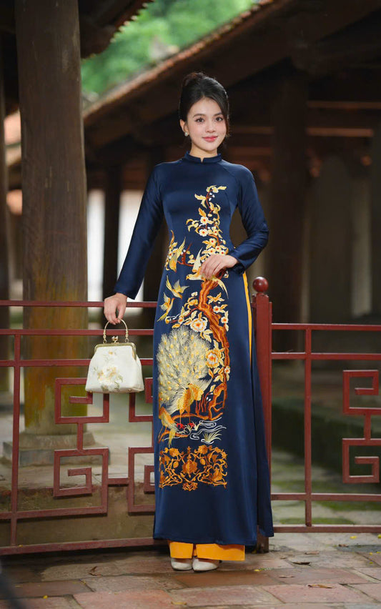 M292 - Áo dài xanh than thêu chim công vàng