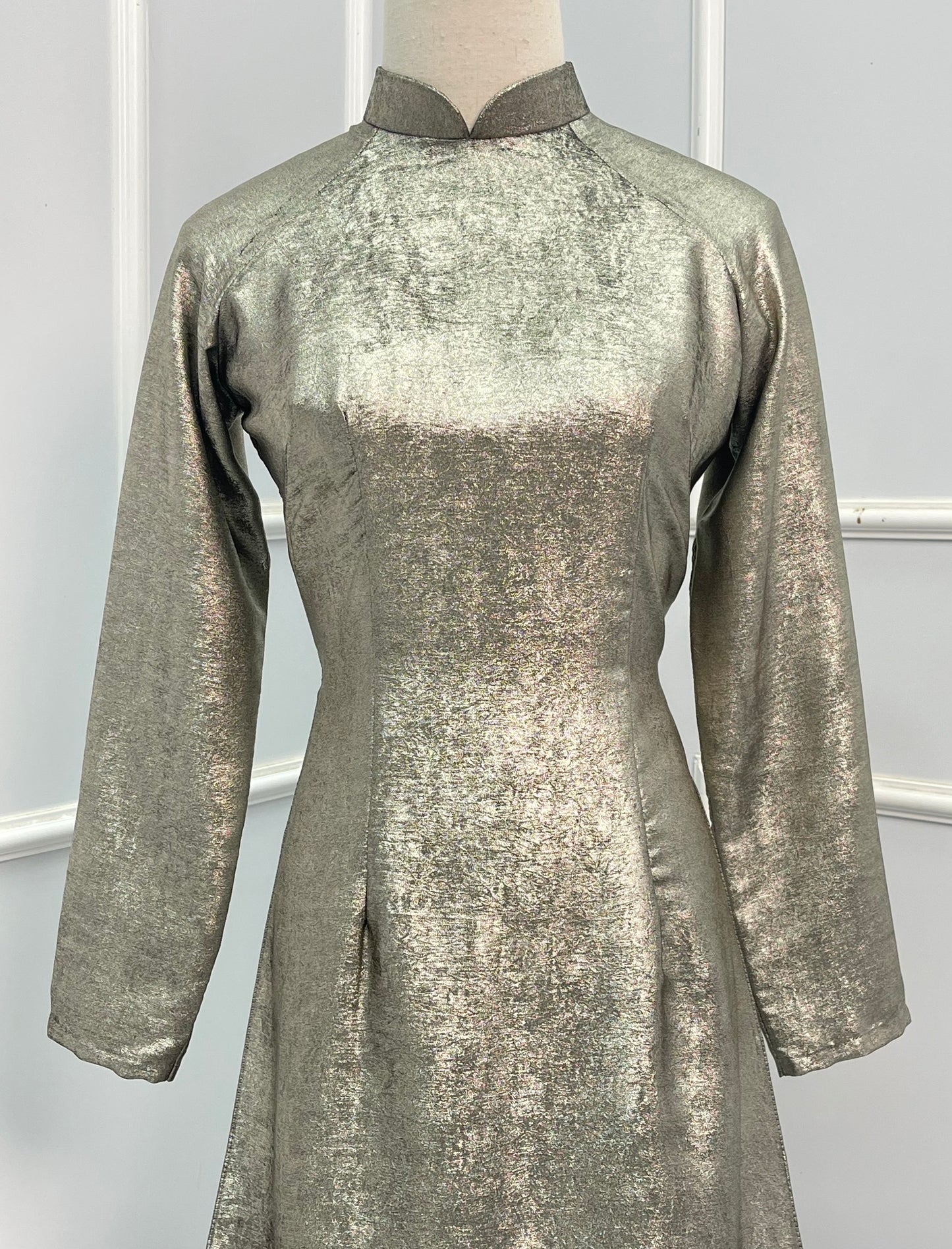 L1378-  Áo only -lụa nhũ màu silver