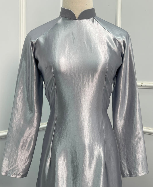 T476 Áo only - Áo lụa ý màu bạc