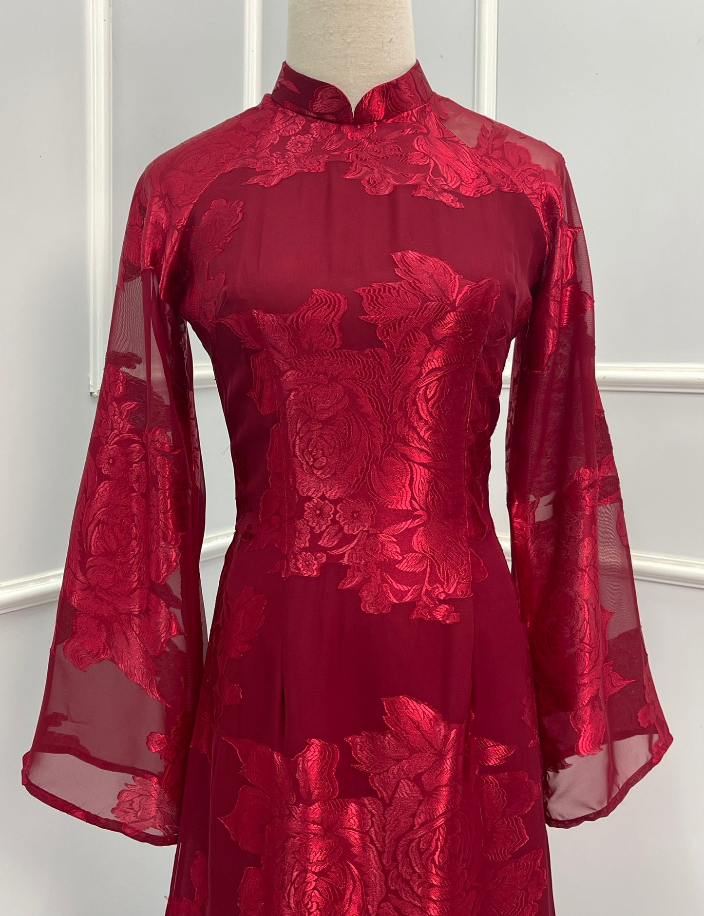 T482 Áo only - Áo dài tơ silk màu đỏ