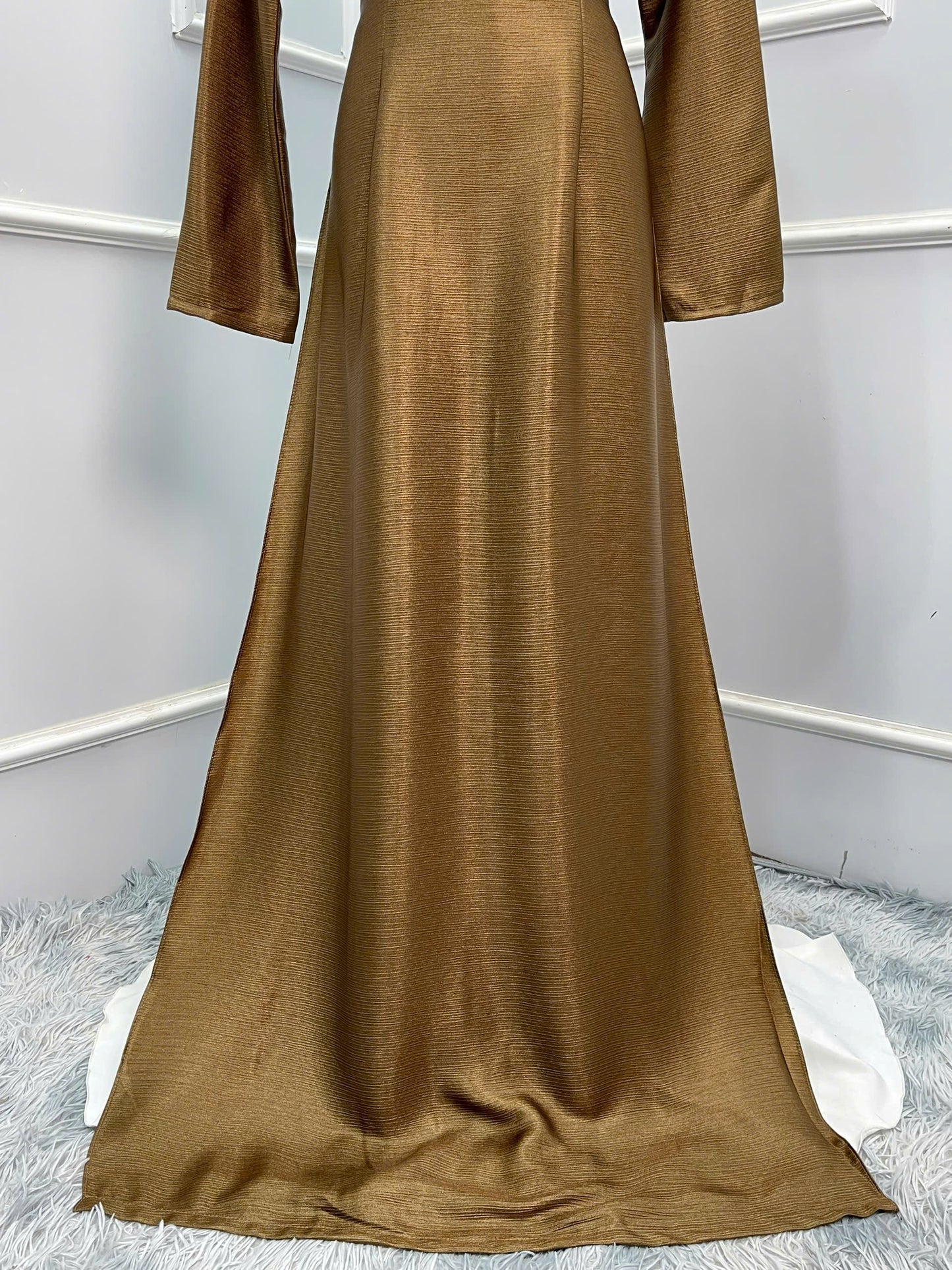 H149 Áo only - Áo dài nhũ màu gold