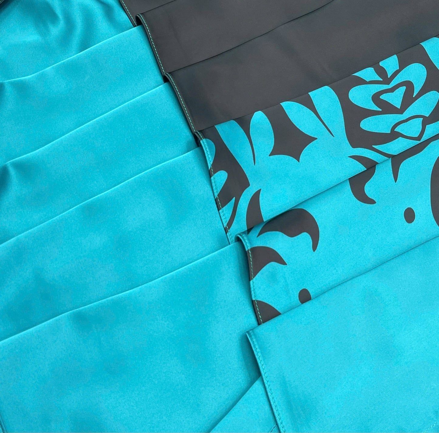 H151 Áo only - Áo dài màu xanh họa tiết lá