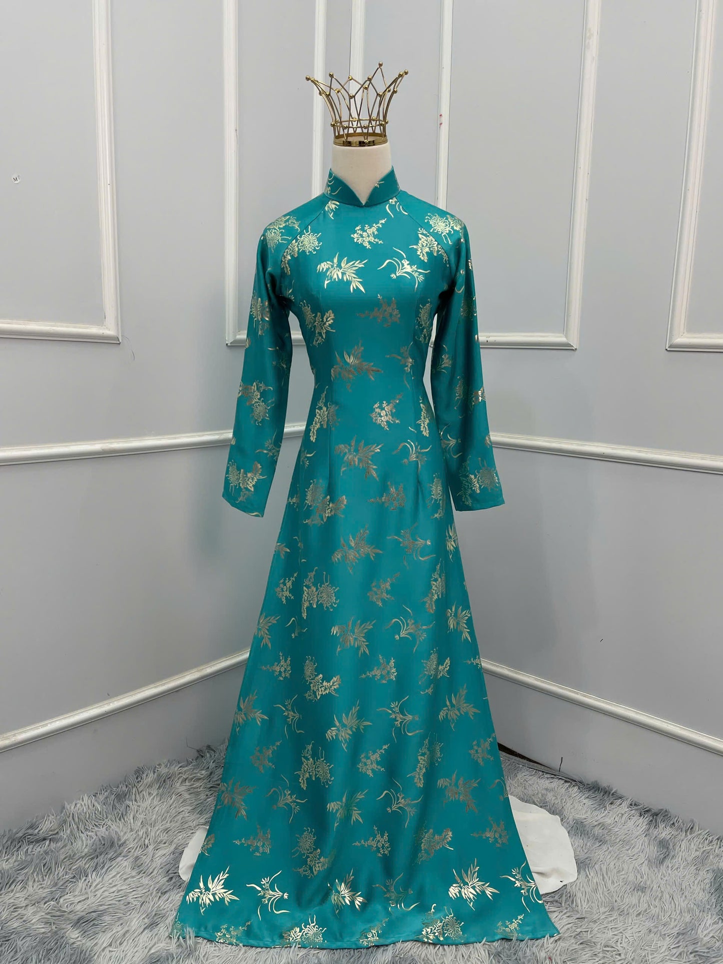H174 Áo only - Áo dài lụa dubai màu xanh lý