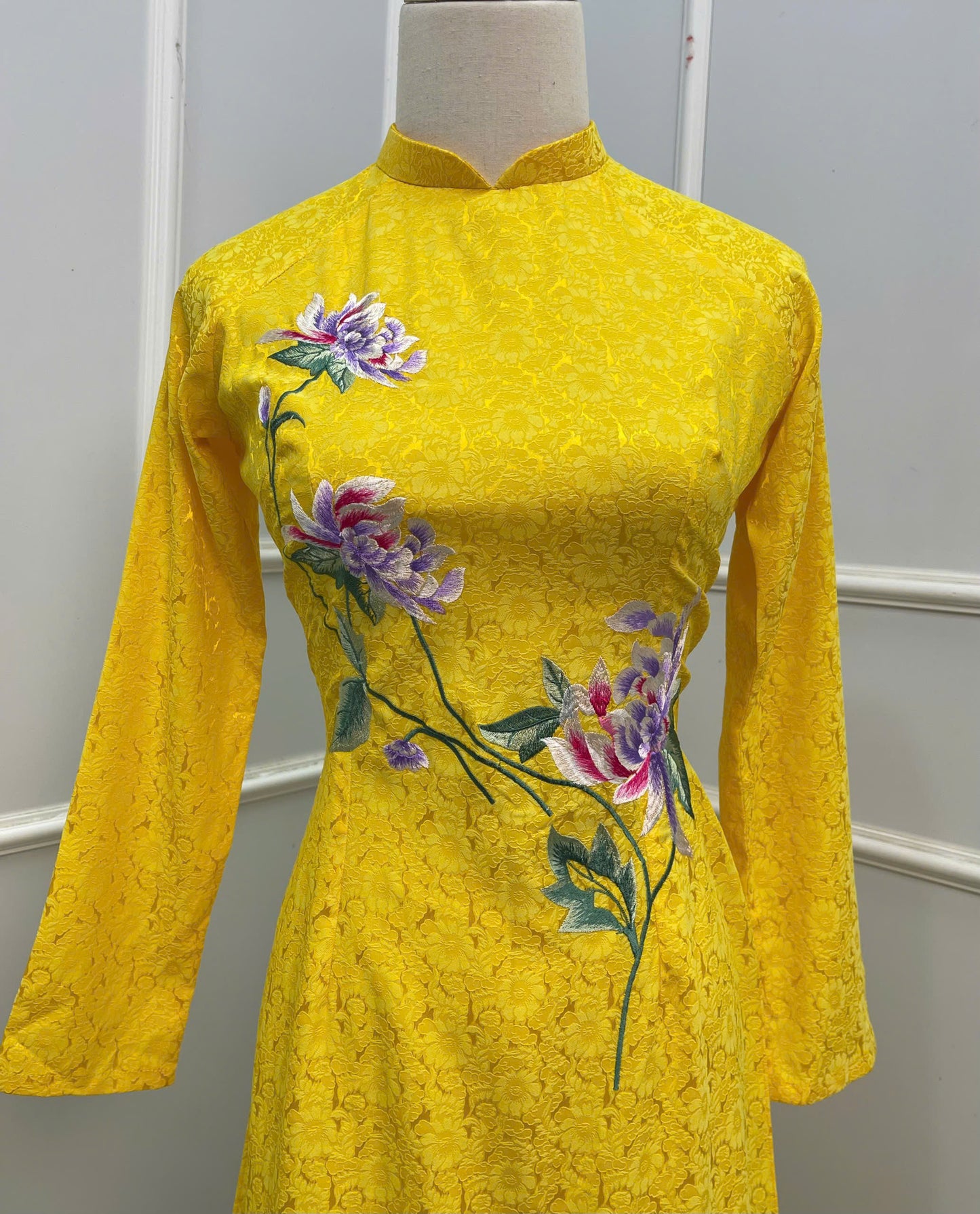 T601 Áo only - Áo dài lụa hoa trà màu vàng
