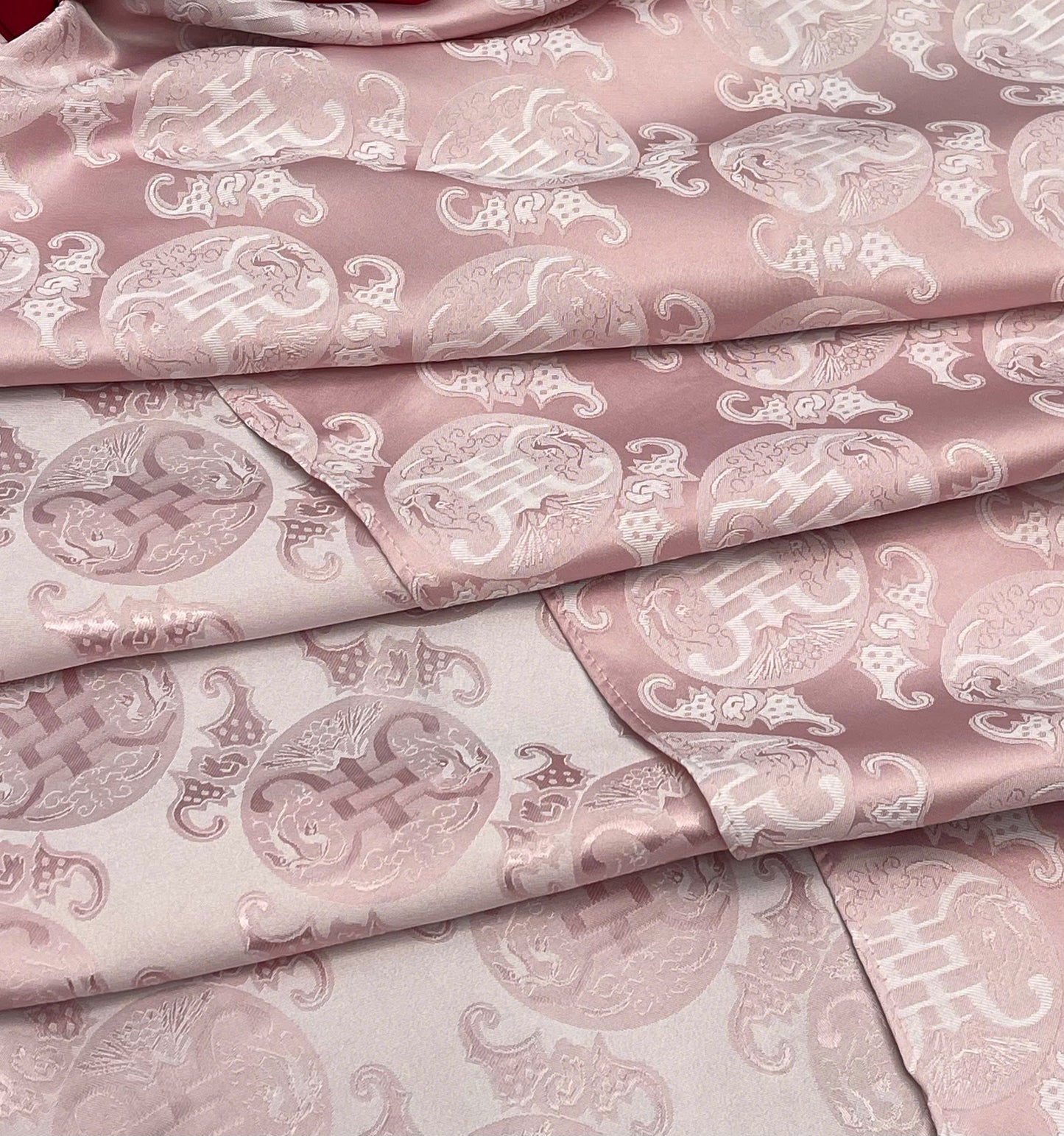 H204 1341 Áo + quần - Áo dài thọ dơi màu hồng nhạt đính nơ