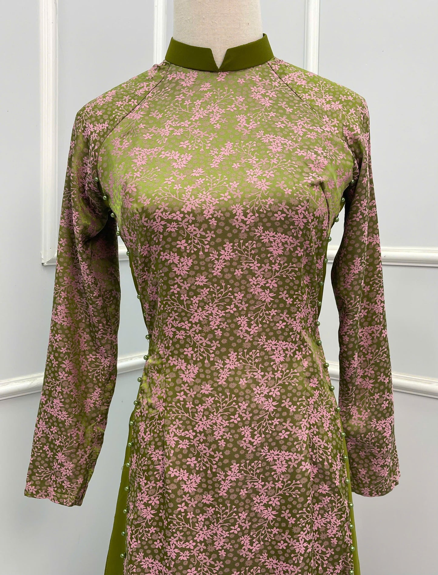 H196 H197 H198 Áo + quần - Áo dài đính ngọc tà áo