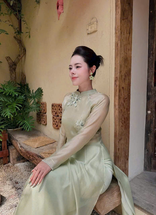 T605 1334 Áo only - Áo dài tơ thêu 4 tà đính cổ