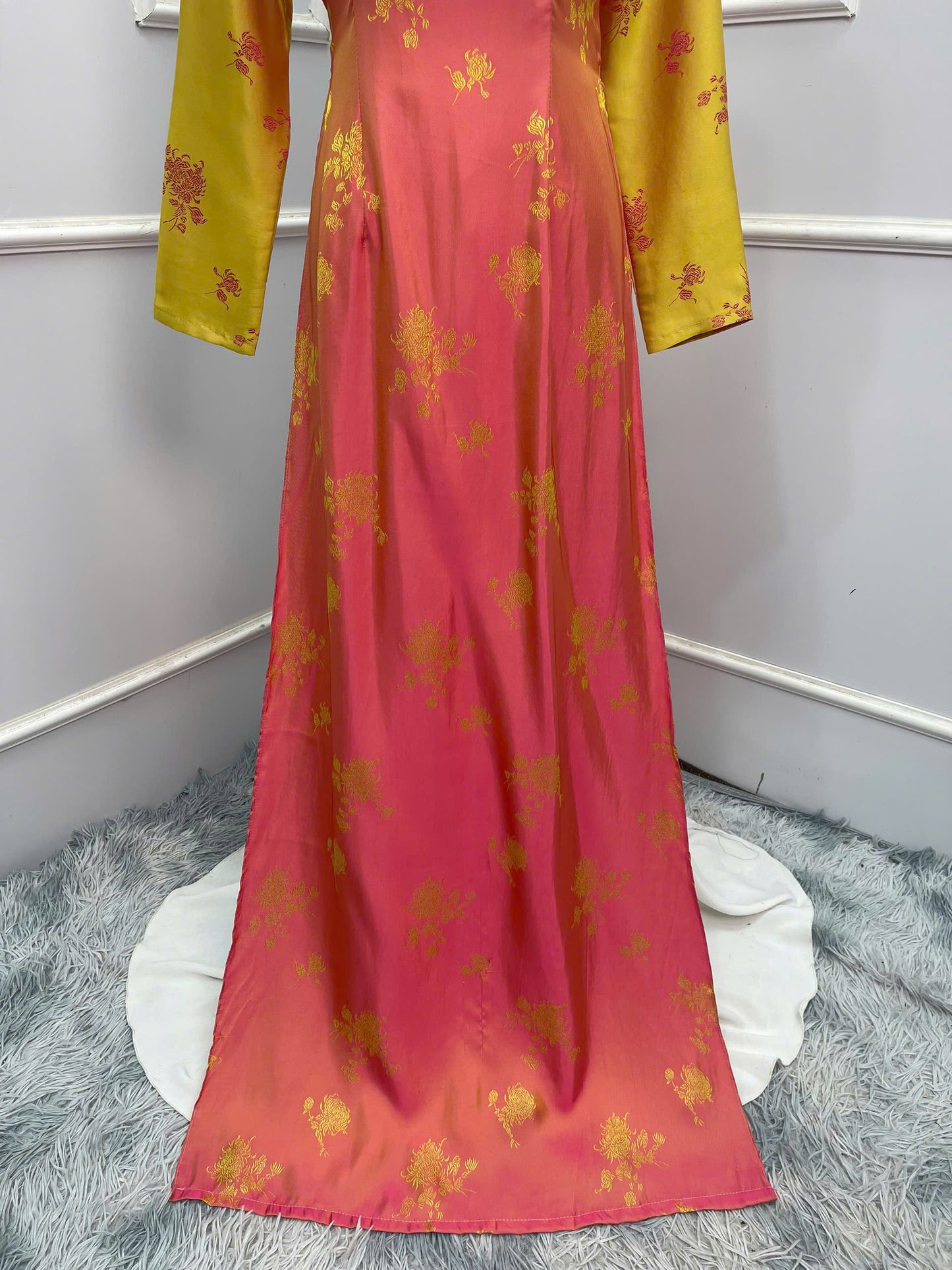 H207 H208 1345 - Áo dài lụa 2 da đính cúc bọc