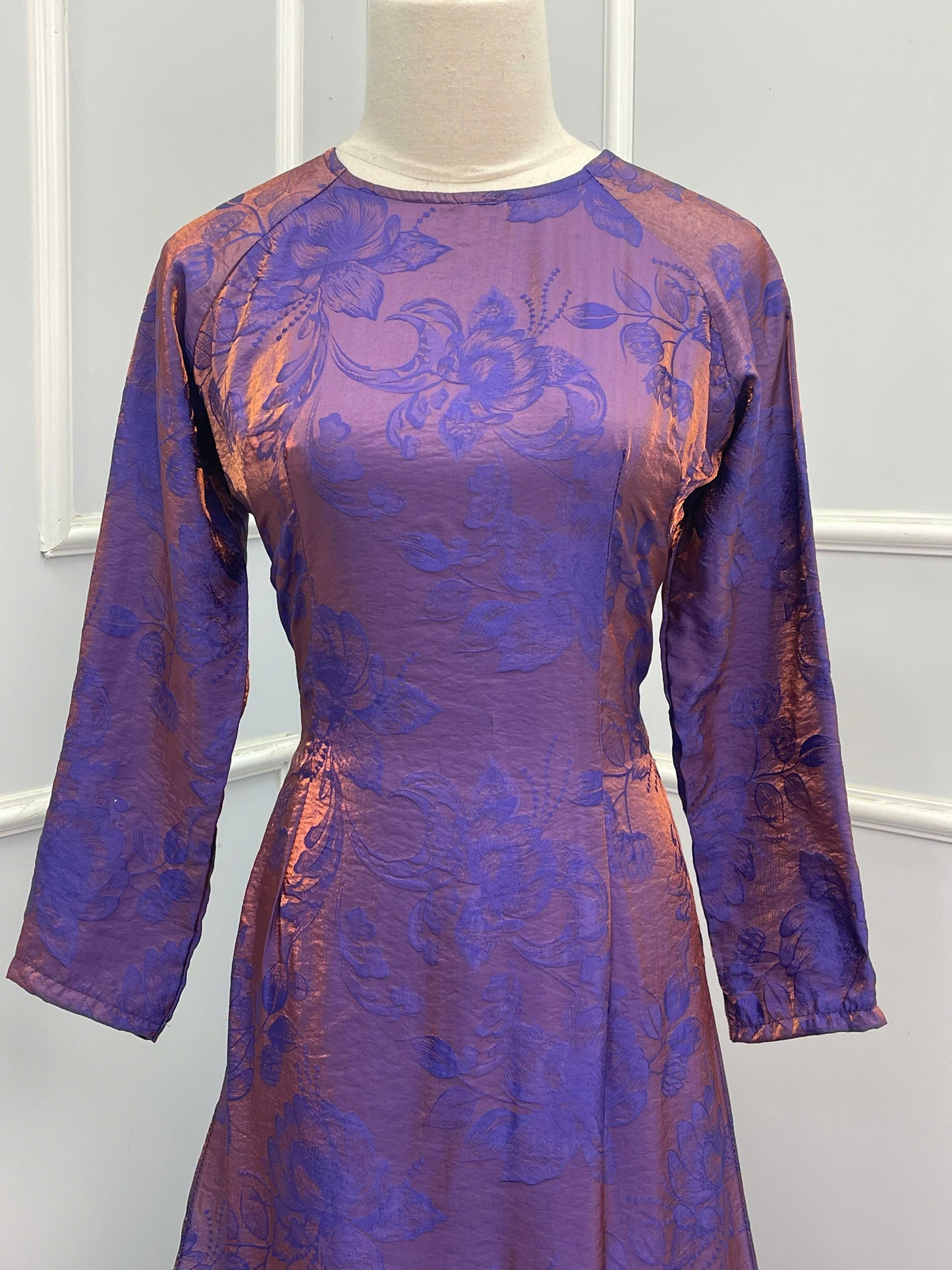 H224 1359 Áo only - Áo dài tơ lụa ánh tencel màu tím