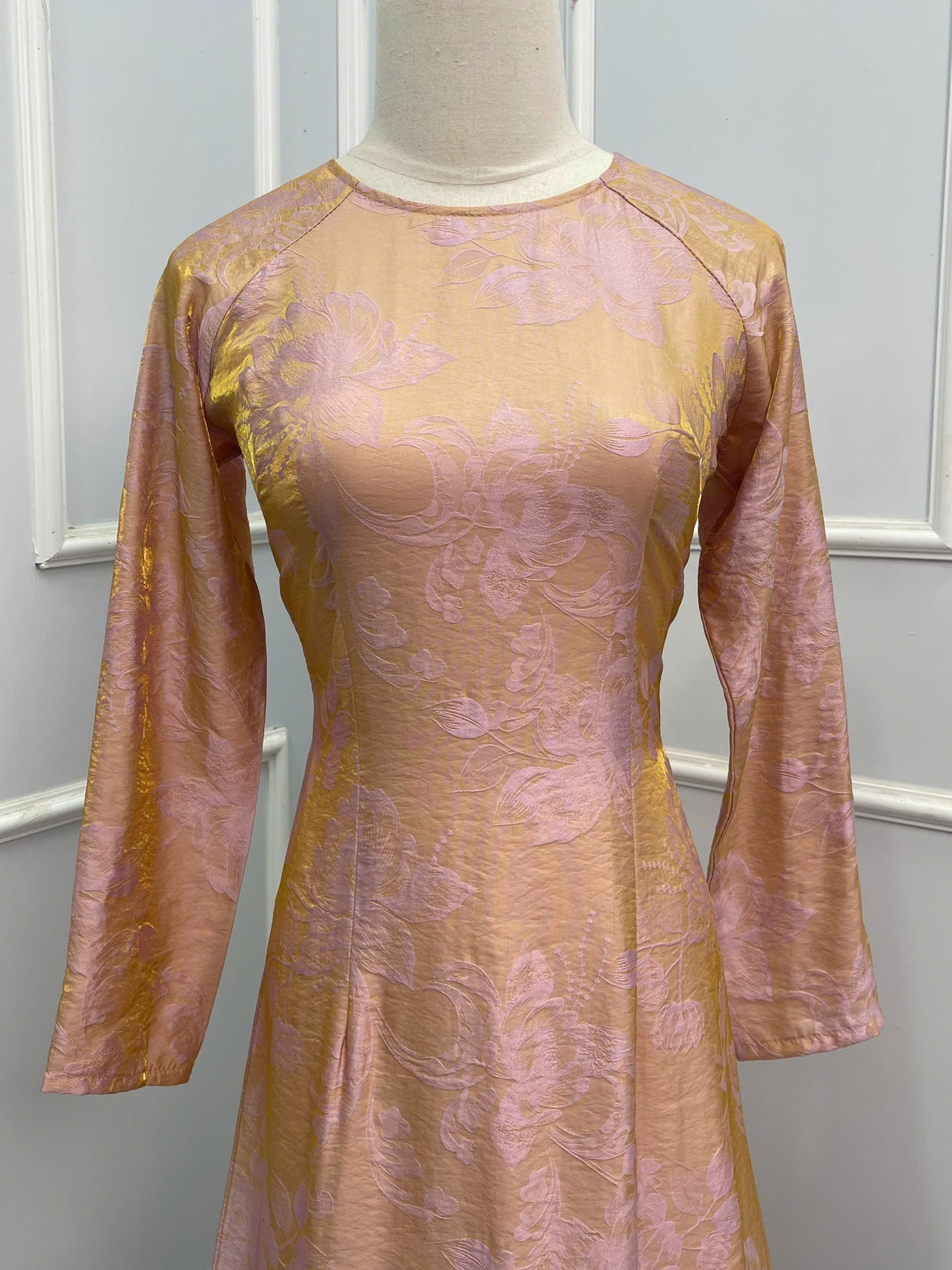 H218 1353 Áo only - Áo dài tơ ánh tencel màu nude