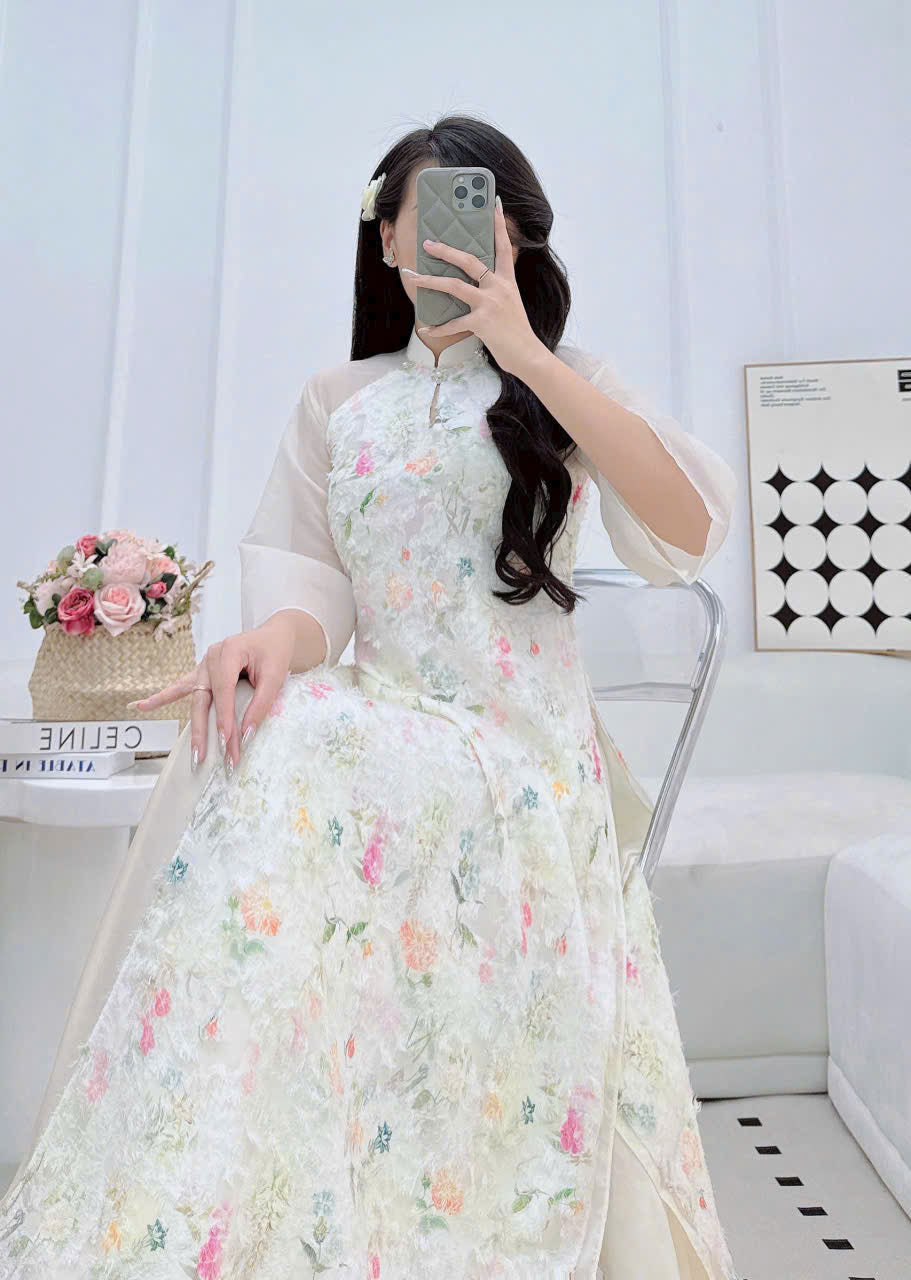 T608 Áo only - Áo dài lụa tơ lông vũ 4 tà màu kem