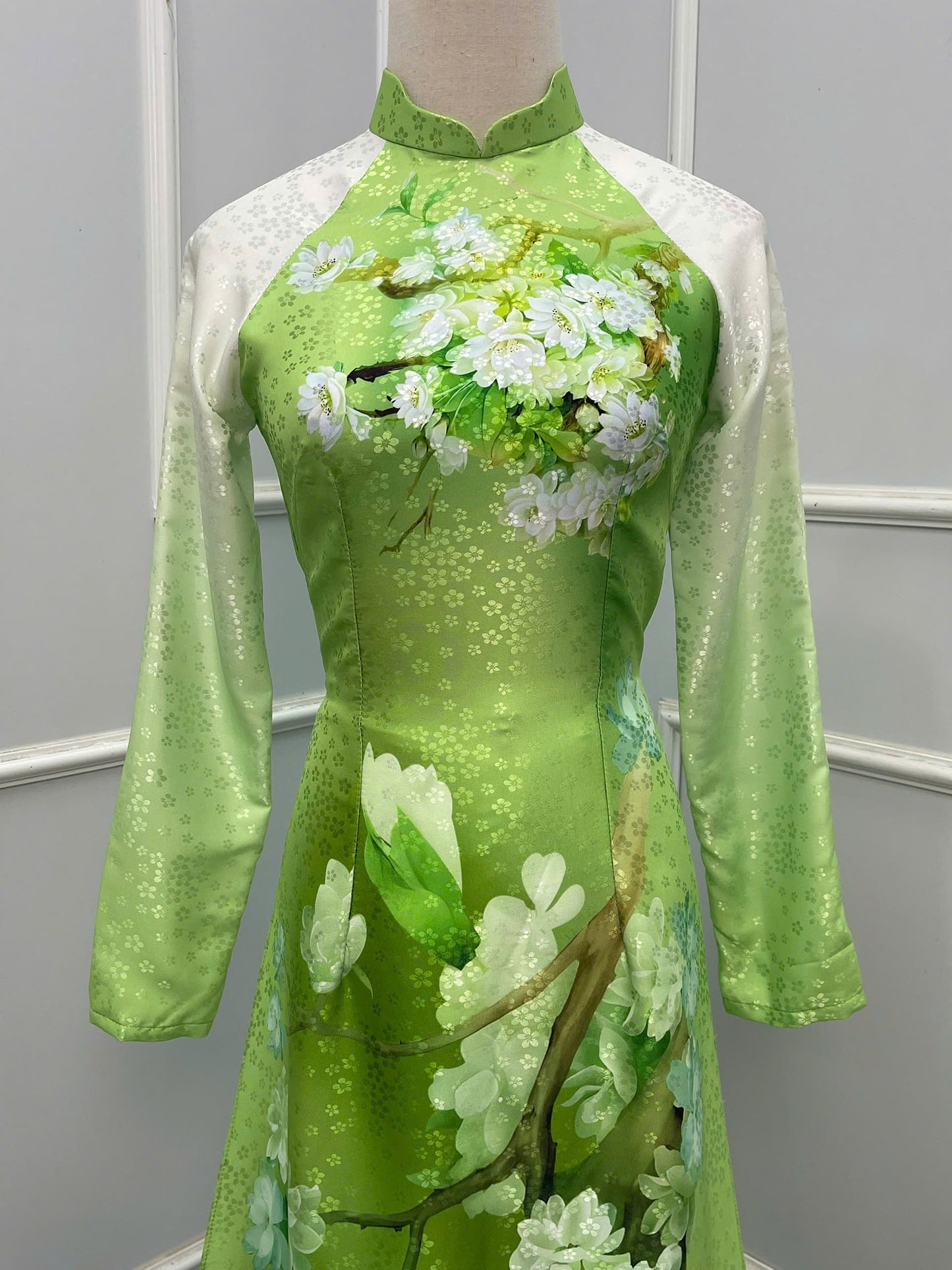 H247 1394 Áo only - Áo dài lụa hoa mai màu xanh lá
