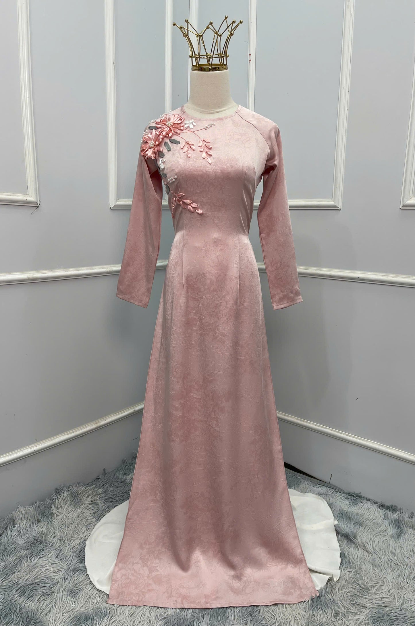 H248 1375 Áo only - Áo dài đính hoa màu hồng nude