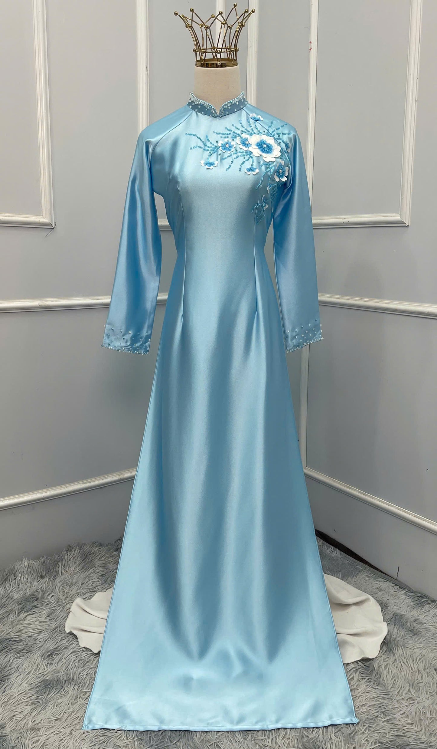 H235 1382 Áo only - Áo dài lụa valentino đính kết màu xanh thiên thanh