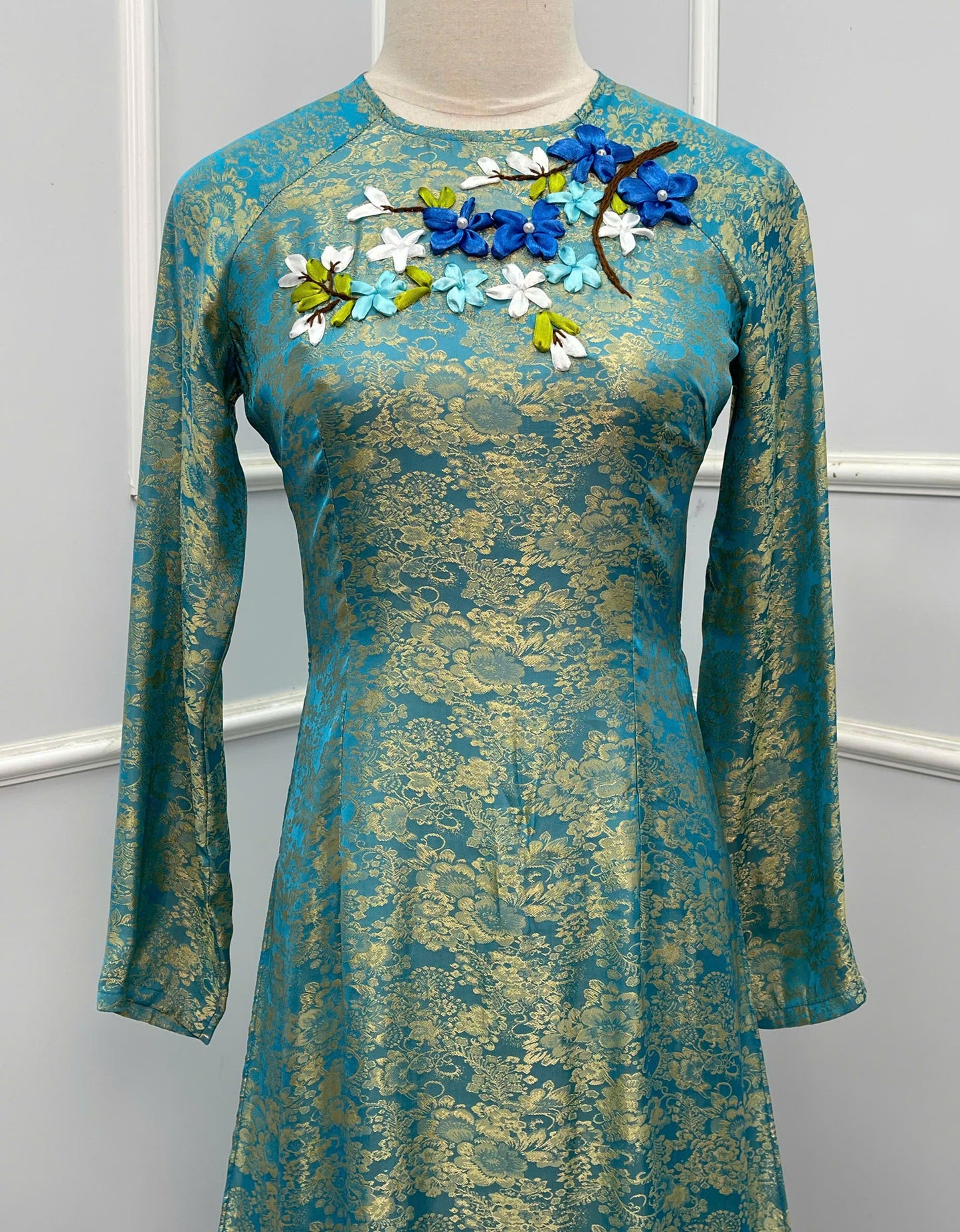 H250 1396 Áo only - Áo dài lụa san hô