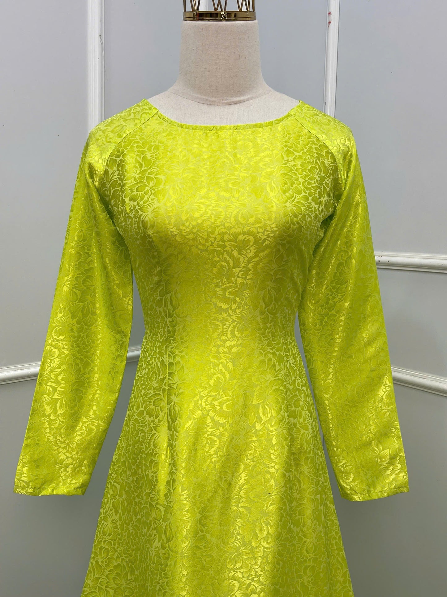 H271 1462 Áo only - Áo dài lụa gấm màu vàng chanh