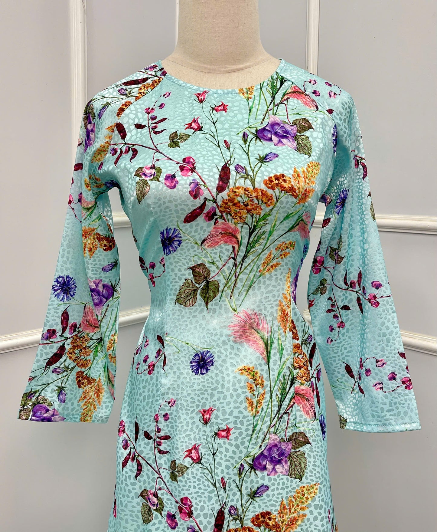 H289 1480 Áo only - Áo dài lụa gấm in 3D