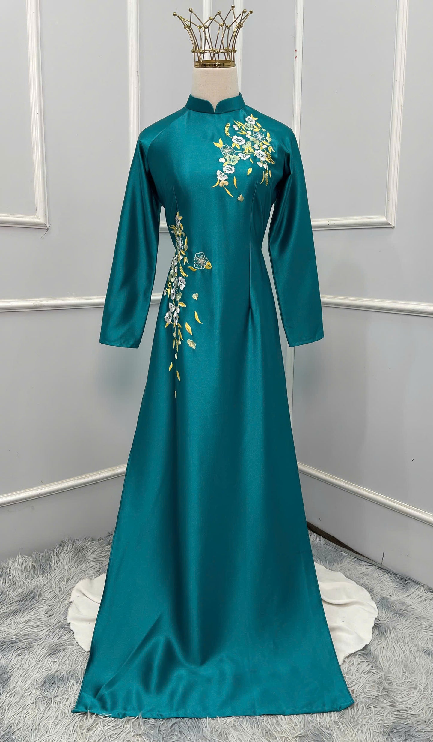 H294 1485 Áo only - Áo dài lụa valenino thêu hoa màu xanh chai