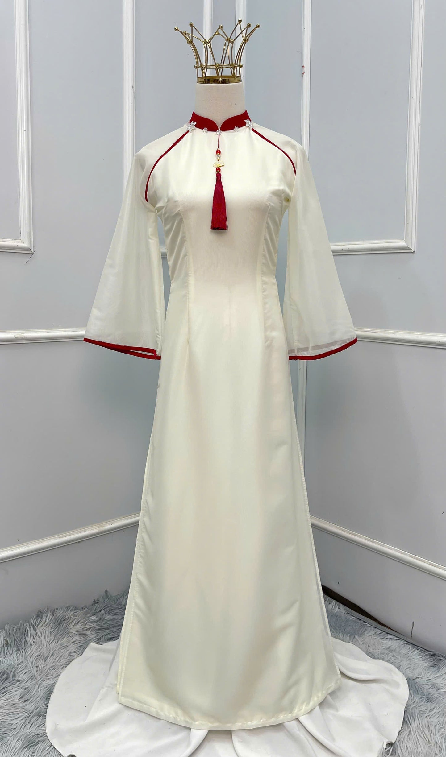 H277 Áo only - Áo dài tơ 4 tà màu kem