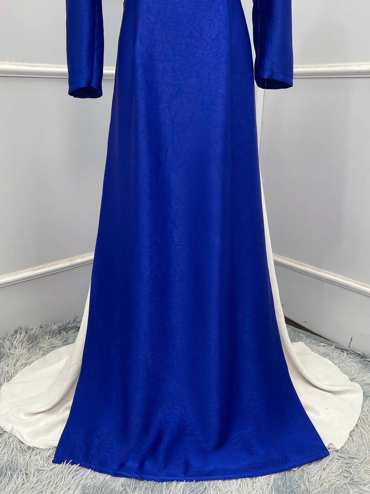 H318 1508 Áo + quần - Áo dài lụa hà lan đính hoa màu xanh coban