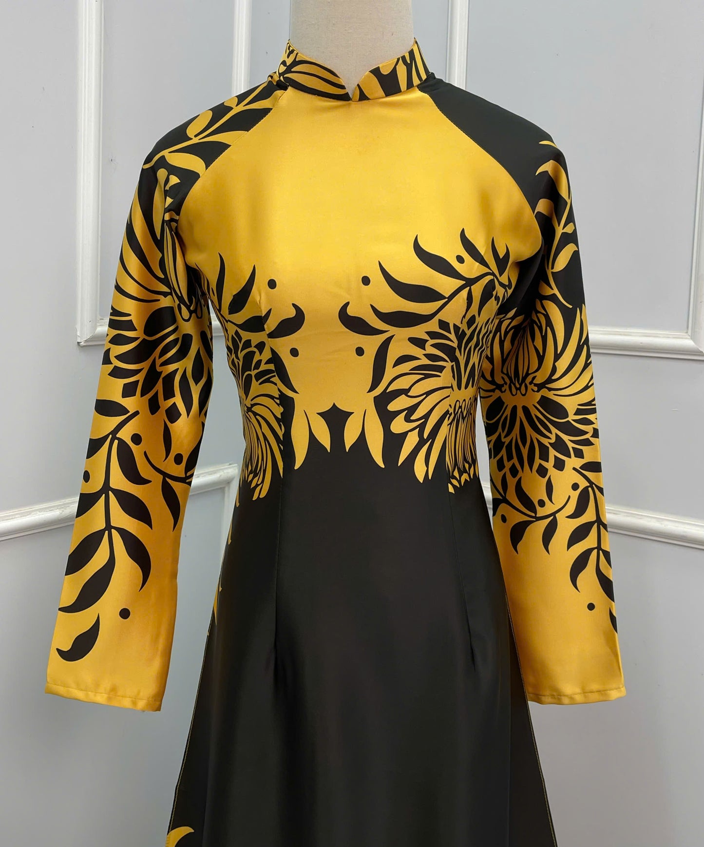 H308 1521 Áo only - Áo dài lụa ánh sao thiết kế 2 da màu vàng đen