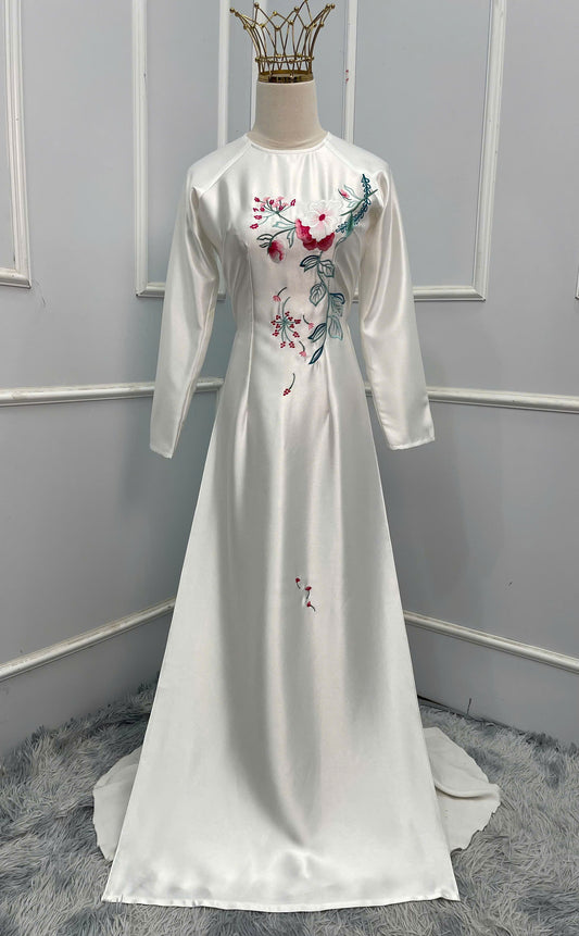 H323 Áo only - Áo dài lụa valentino thêu màu trắng