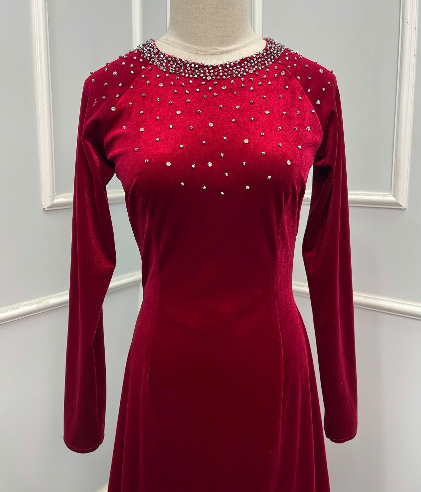 H327 Áo only - Áo dài nhung đính kết cổ màu đỏ đô