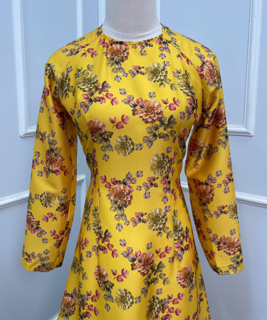 H355 1636 Áo only - Áo dài lụa ánh sao thiết kế màu vàng